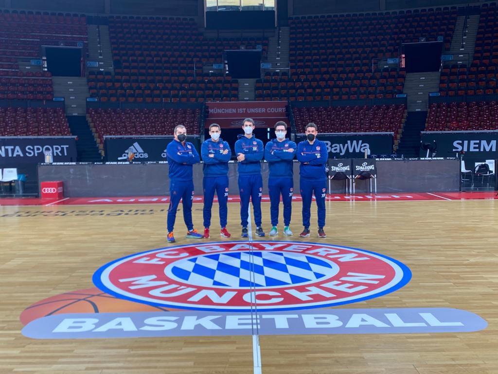 Alberto Ausín Langer (@albertoausin8) on Twitter photo #GameDay!! 👊🏽 Garaipenaren bila!! 🔥
<a href="/isaactxako/">Isaac Alonso</a> <a href="/IkerGibello/">Iker Gibello González</a> <a href="/ibaiallue/">Ibai Allúe</a> <a href="/h_salazar_/">Hugo Salazar</a> #GameDay!! 👊🏽 Garaipenaren bila!! 🔥
<a href="/isaactxako/">Isaac Alonso</a> <a href="/IkerGibello/">Iker Gibello González</a> <a href="/ibaiallue/">Ibai Allúe</a> <a href="/h_salazar_/">Hugo Salazar</a>
