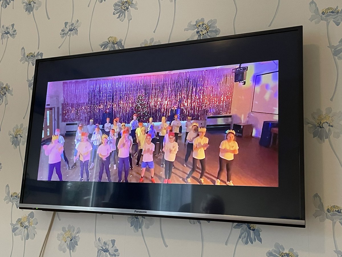 L Murphy tweet media