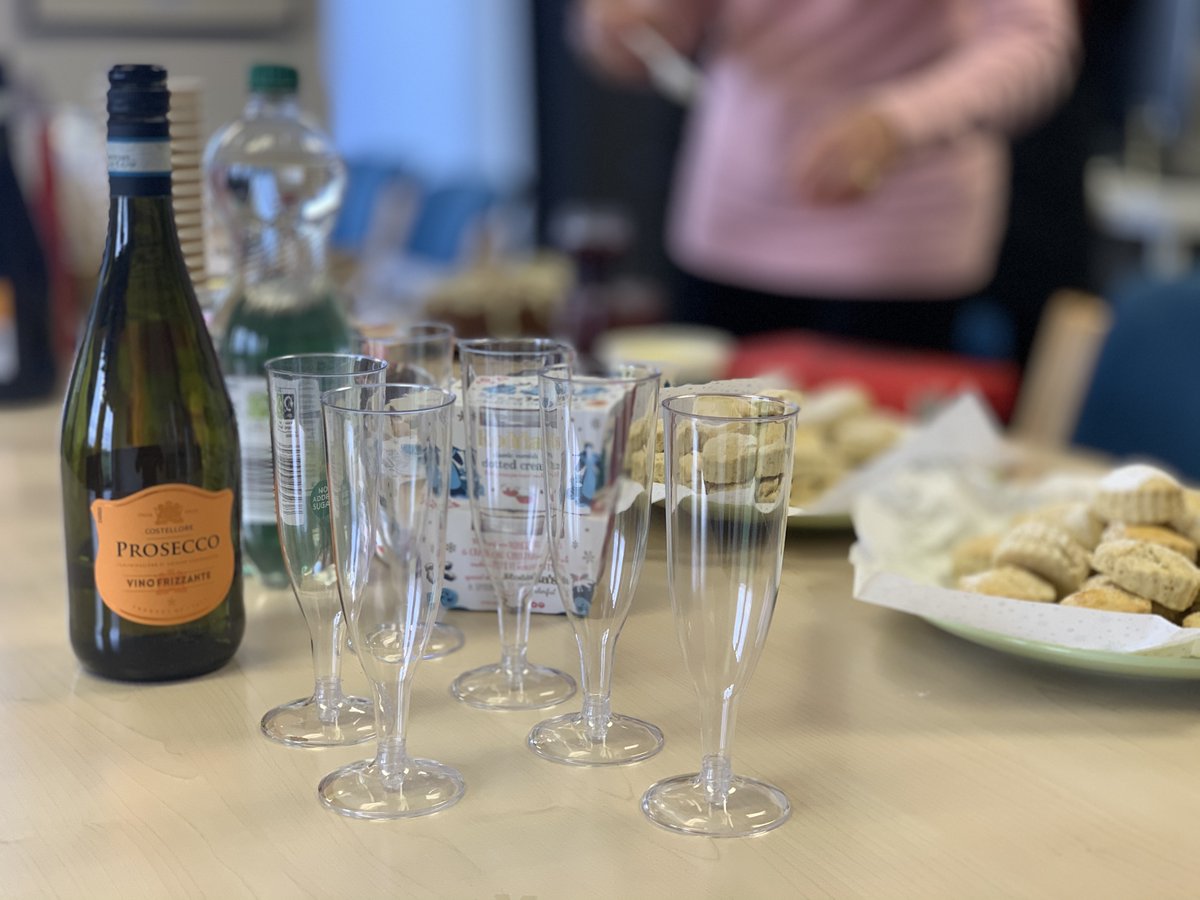 Not being able to enjoy a Christmas Party this year didn't stop us from being able to take 30 minutes out of our busy schedules yesterday to enjoy some socially distanced Christmas bevvies and cakes! #delish #Christmas #print
