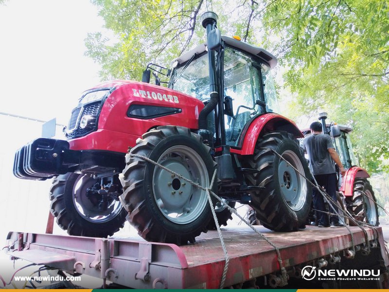 newinducn's tweet photo. #Newindu Exported 2 Units LUTONG LT1004TB Tractors 🔥
...
👉 https://t.co/kpMr8ecGD2
📧 sales@newindu.com
...
#lutong #tractors #路通 #lutongtractors #tractor #roadconstrcution #constructionmachinery #heavymachine #heavyequipment https://t.co/R2YuenWqRT