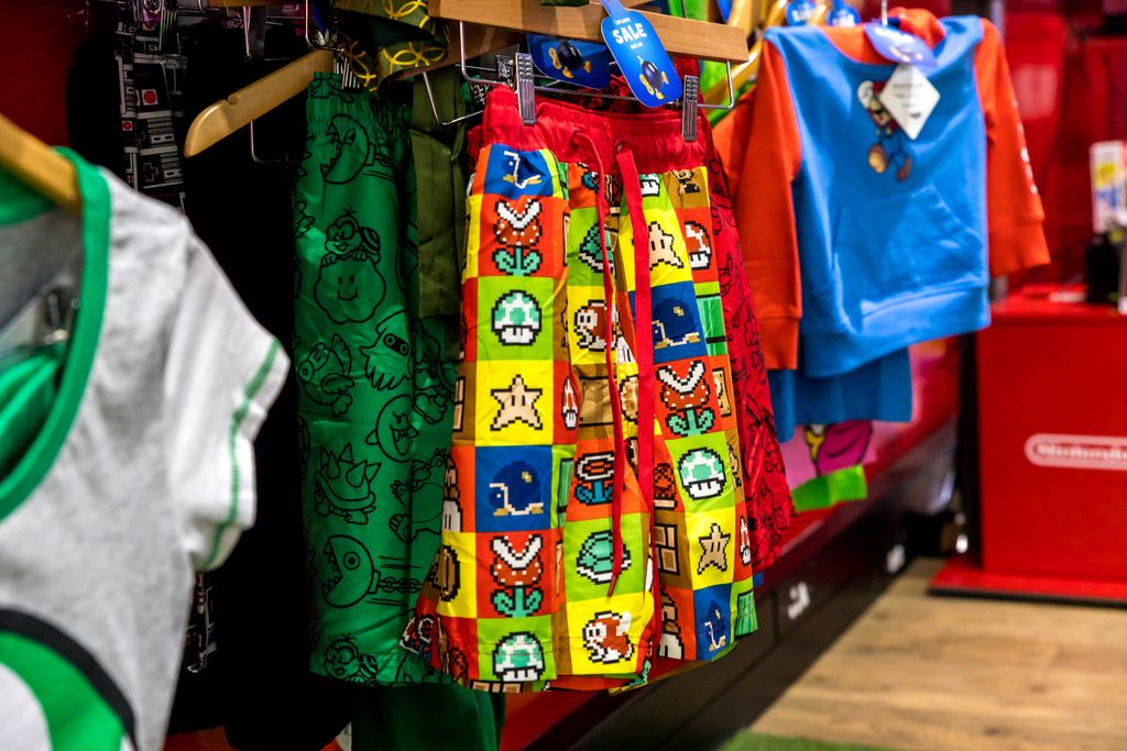 SandtonCity's tweet photo. If a gamer devotee is on your gift shopping list, give them the gift that will make them jump for joy…like Mario! These gems from the @nintendo Switch Pop-Up Zone tick all the boxes.
#IconicSandton #CreateTomorrow #BuildTomorrowTogether #NintendoSwitchPopUpZone #Nintendo https://t.co/x4cuj8X8uA