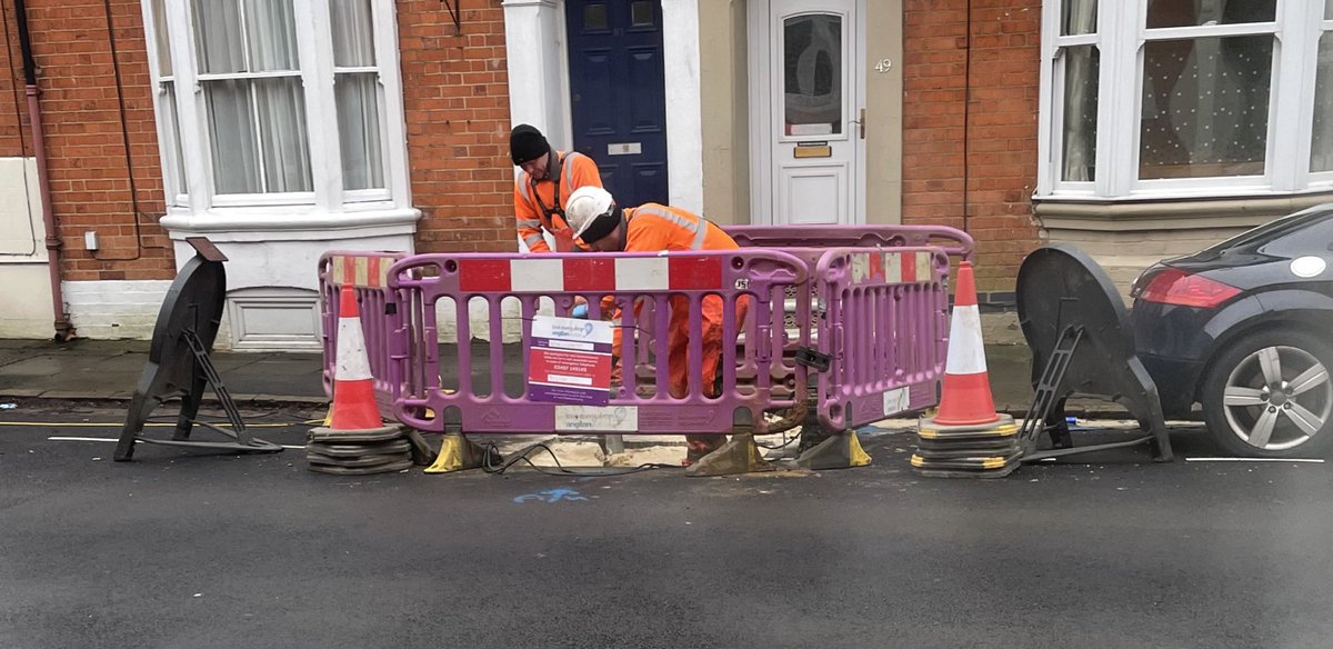 Hi again @ChronandEcho unrelated to my earlier tweet, Anglian Water are fixing a leak in my road today. It’s been a problem for weeks and they have tried a few times to sort it out. Hopefully it will be resolved today. Thanks @AnglianWater for all your hard work resolving it.