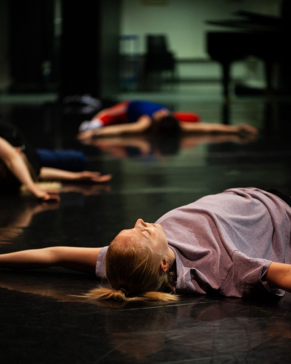 KNichollsDance's tweet image. It's Fri-yay 😆
When we fail to hold value for fun and rest - we diminish our sense of ourselves. Please rest this weekend! 

Photo: Maria Rocha e Sousa

#knd #kndcommunity #restfulweekend #creatingconversations #sustainingconnections #furtheringlearning #FridayFeeling