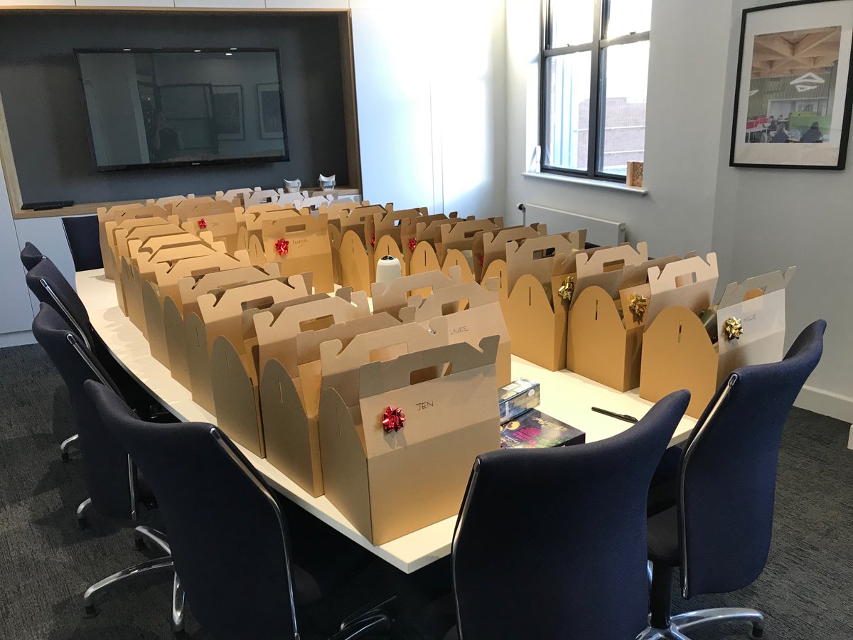 racecottam's tweet photo. We had a fantastic day yesterday at the RCA Virtual Christmas party.  Party boxes were trucked out to everyone working from home by the RCA elves! 🥳 #virtualchristmasparty #snowflakechallenge #heresto2021 https://t.co/OU1UmFAgHw