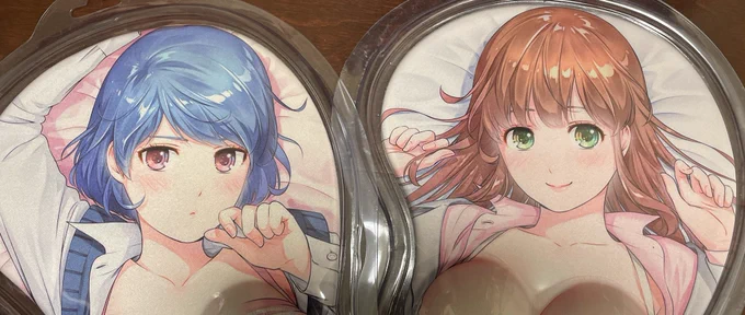 全員プレゼントだったマウスパッドがぞくぞくと届き始めている様子!
本当に多くのご応募いただいたそうです。ありがとうございます!
届いた方は手首のお供に是非使ってみて下さい☺️
#ドメスティックな彼女 