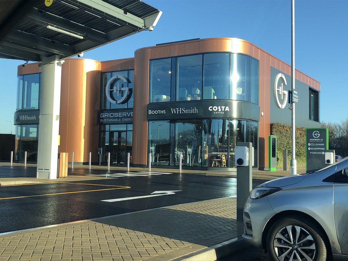 shielding_sol's tweet image. @GRIDSERVE_HQ The UK’s first electric forecourt is just along from the #skyline120 and #shieldingsolutions @shielding_sol The new #postoffice there is so convenient for us to pop to and service by Isabel is excellent 📮💯