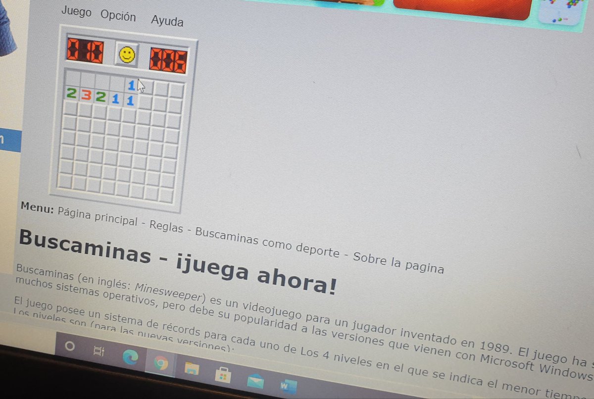 albertvallspou's tweet photo. Si no pots portar jocs de taula per culpa de la Covid, doncs a @LaSalleSCF els fem digitals. #classedematesdiferent #aprendreamblesTIC #matesTIC https://t.co/DKTTndjYNB