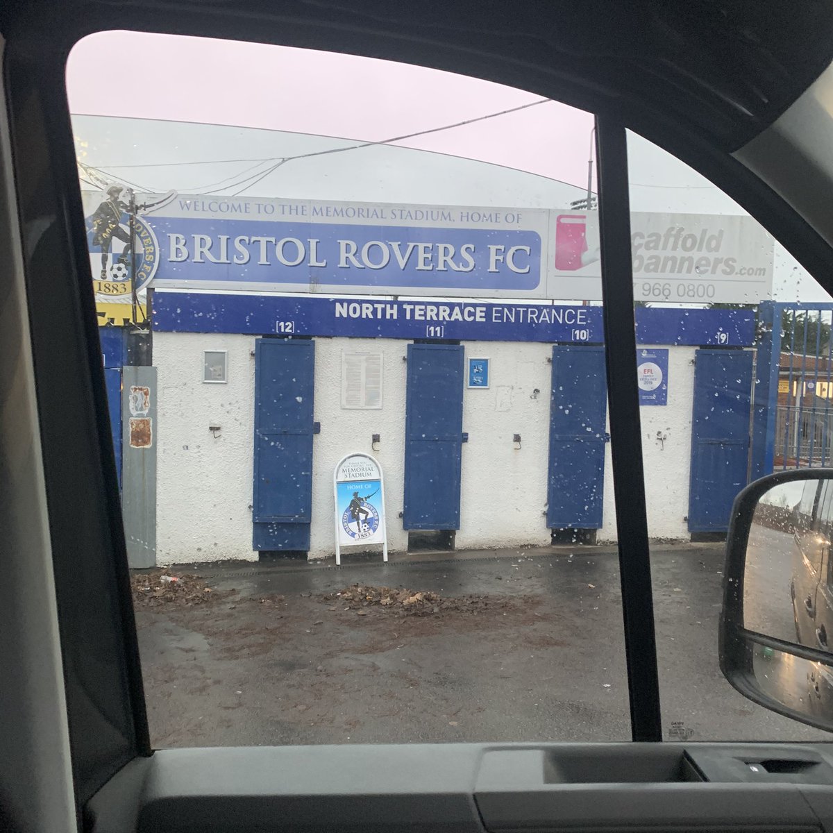 TerracePaul's tweet image. Little early morning jaunt down to Bristol. #upthegas