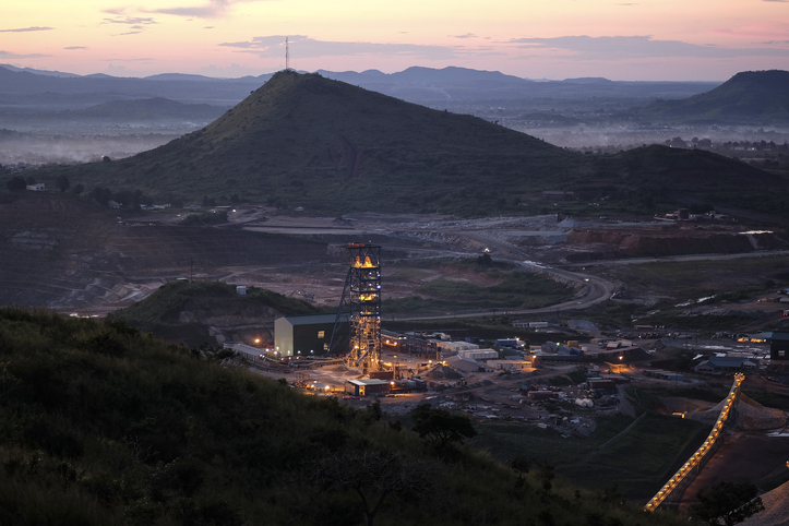 🇨🇩 Nouveau rapport: "Revenus du secteur minier de la #RDC : Améliorer la redevabilité par l’analyse des rapports sur les paiements aux gouvernements" 

👉 resourcegovernance.org/analysis-tools…

#DRC #Congo