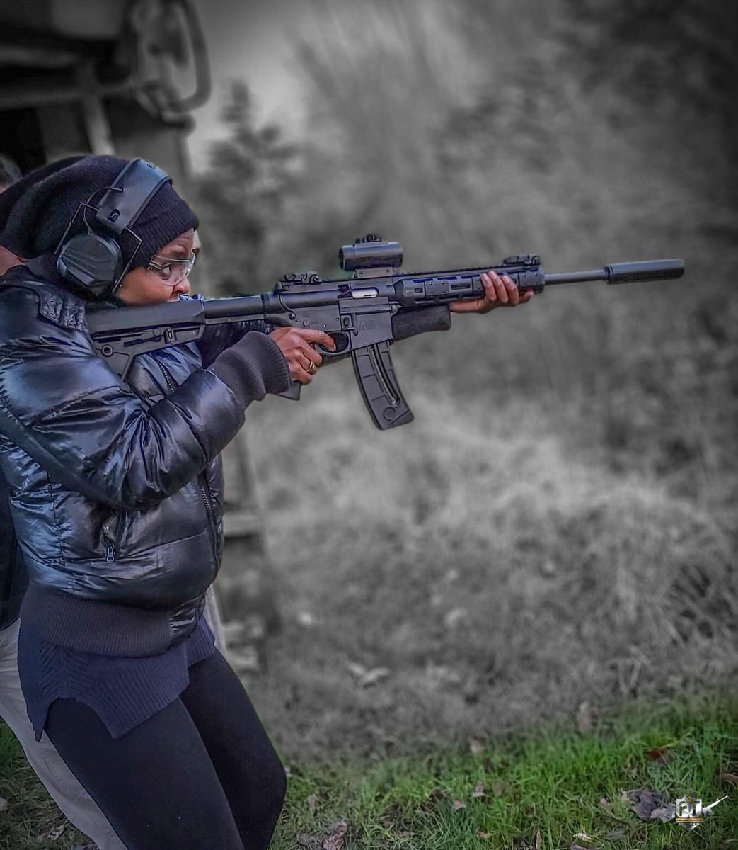 almaeno1's tweet photo. Or even just for fun. #Heckler&amp;KockG36 #pumpactionshotgun #Westernstyleunderlever #boltactionrifle #Smith&amp;WessonM&amp;P15 aka #AR15semiautorifle #boltactionrifletrainingpistol #realbullets #bulletshells #gunsnrifles #shotguns #advancedfirearmstraining #firearmstrainingforfilmandtv https://t.co/bw3iR7EU87