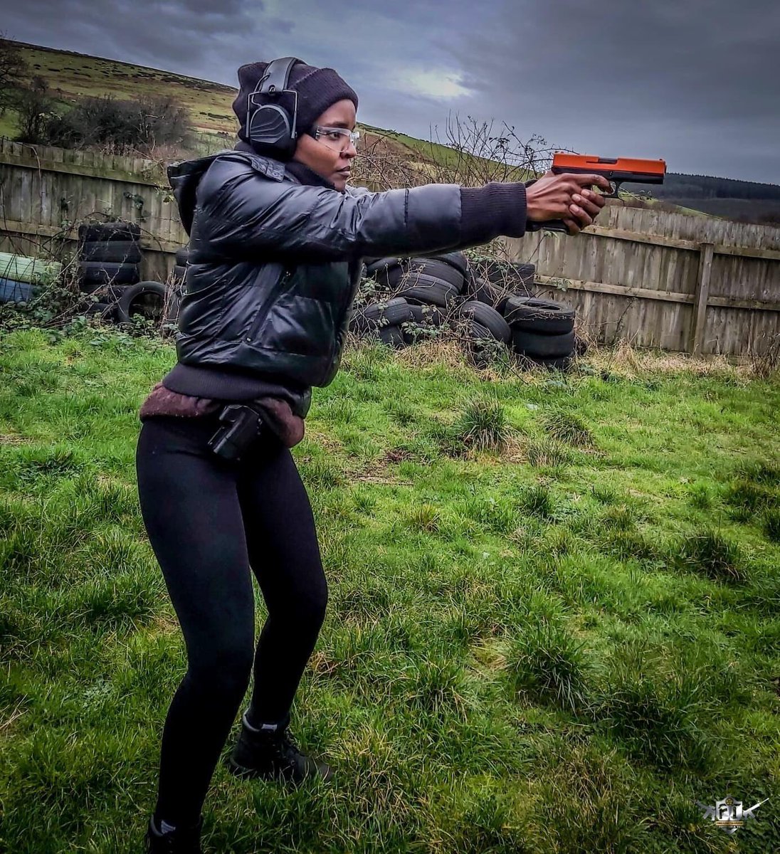 almaeno1's tweet photo. Or even just for fun. #Heckler&amp;KockG36 #pumpactionshotgun #Westernstyleunderlever #boltactionrifle #Smith&amp;WessonM&amp;P15 aka #AR15semiautorifle #boltactionrifletrainingpistol #realbullets #bulletshells #gunsnrifles #shotguns #advancedfirearmstraining #firearmstrainingforfilmandtv https://t.co/bw3iR7EU87