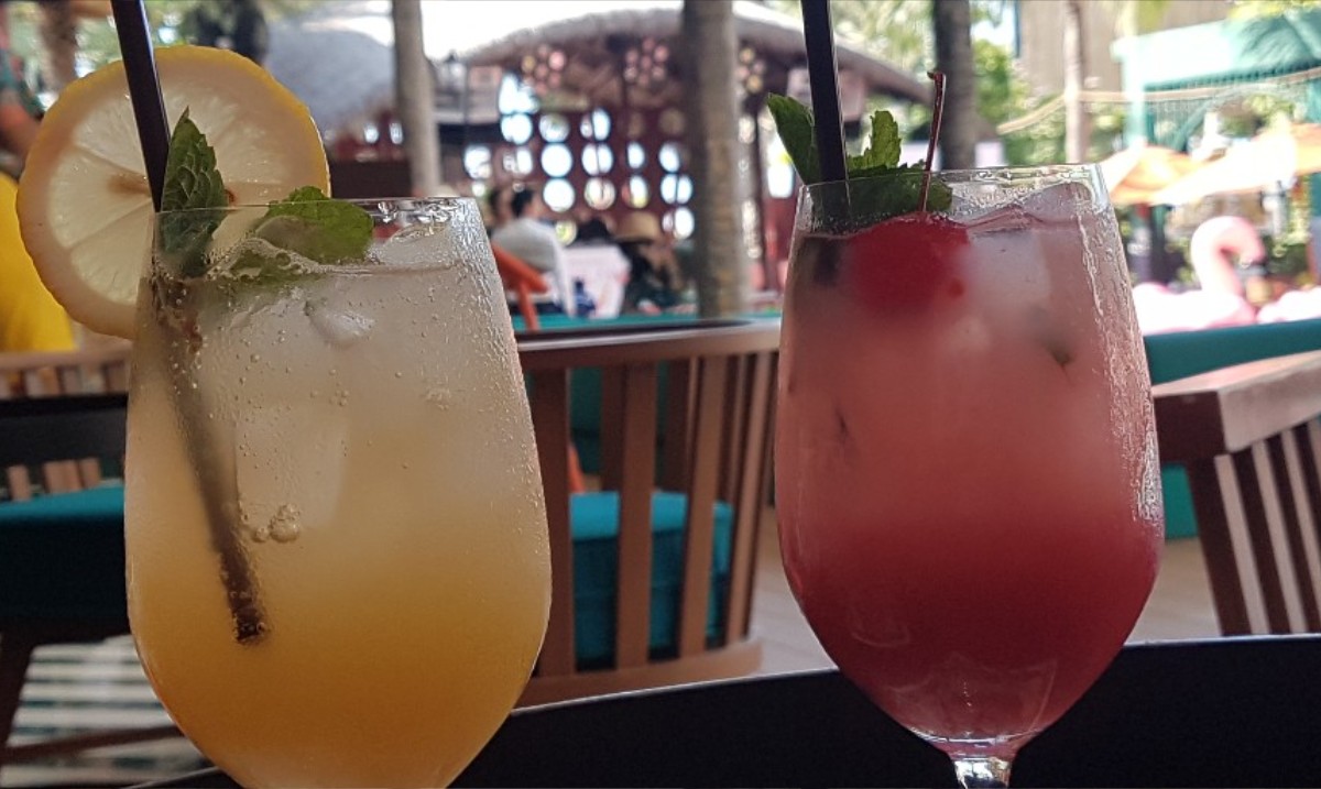 BuzzinPattaya's tweet photo. Fat Coco is the place to be if you want to relax and sink in the pool
Check out our YouTube channel Buzzin Pattaya, packed with lots more Pattaya videos and information.
#pattaya #fatcoco #fatcocopattaya #swimmingpool #drinks #bythepool https://t.co/BxuQTUOvcD
