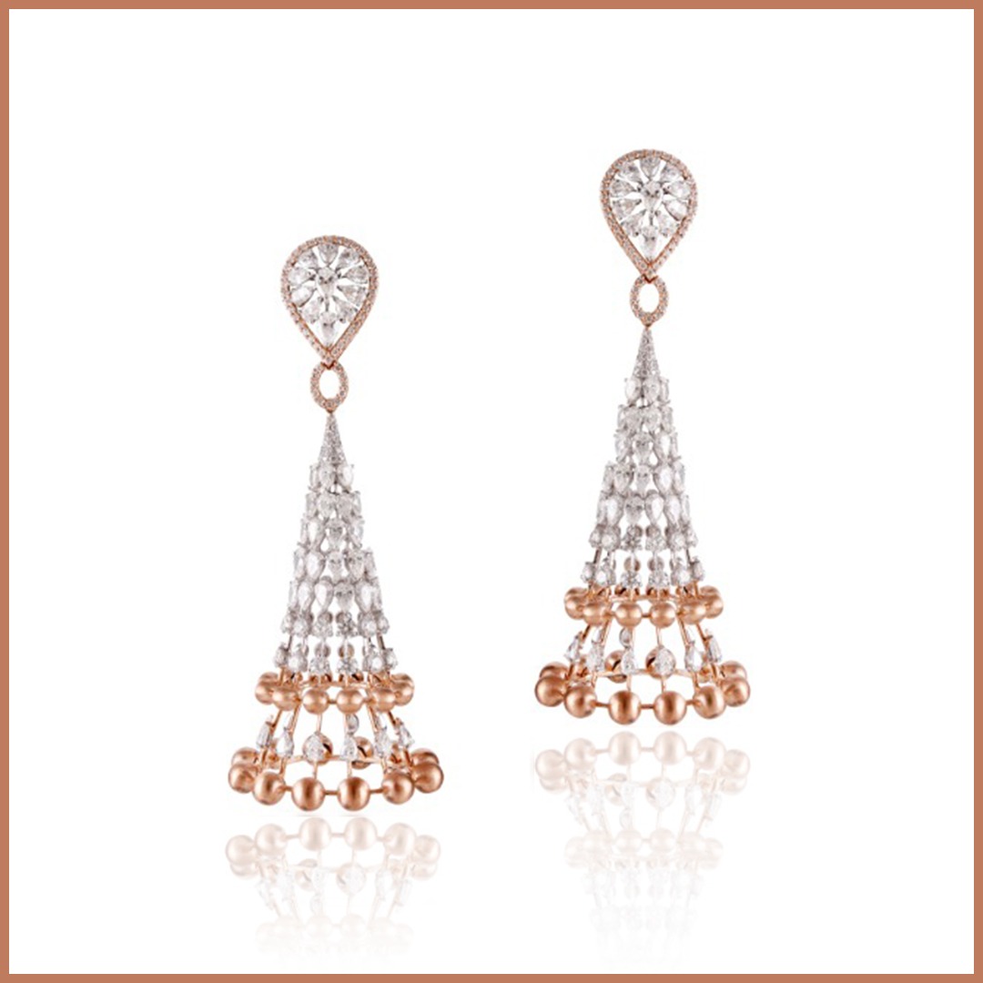 JewelryDiaries's tweet photo. Finely crafted diamond earrings by Narayan Jewellers, Vadodara lend Diana Penty’s minimal look an urbane charm

@narayanjewels 
@DianaPenty 

Read more: https://t.co/vkq7xg49sG

#dianapenty #narayanjewels #diamond #earrings #diamondearring #chiclook #earringdiamond #luxuryjewelry https://t.co/cATGkG8aoa