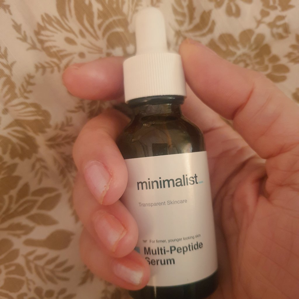 minimalist peptide serum