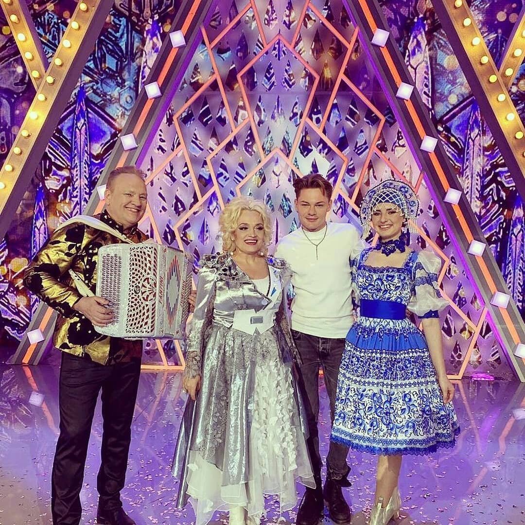 Yaponiya metrosida jinsiy aloqa: rasmlar Xotinimning akasi bilan jinsiy aloqa