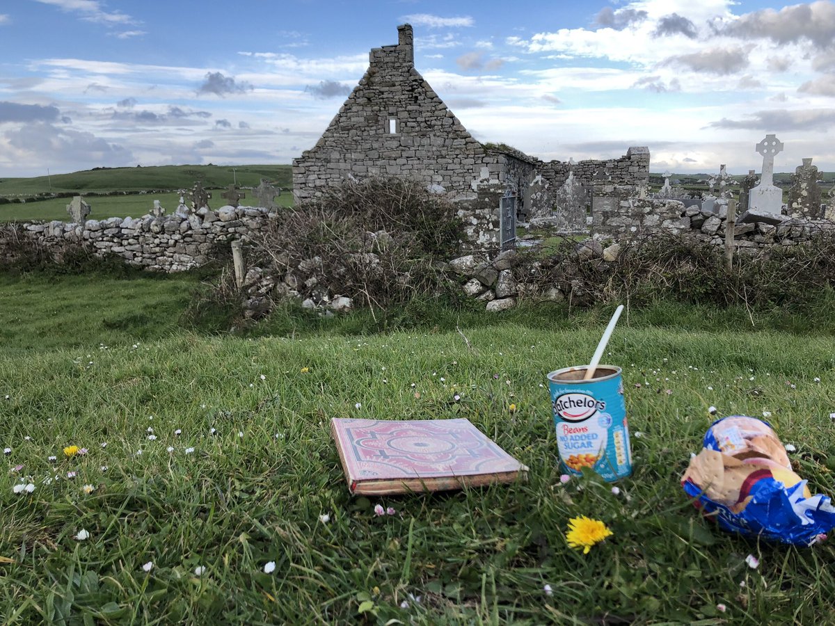 Tá mé i Montana anois, ach braithim Éire uaim! An chraic, an tírdhreach, na daoine, an ceol agus ag maireachtáil ar Batchelors Beans agus leann úll 😂 @Trasna20 <a href="/NiLuasa/">Jane Ní Luasa</a> <a href="/mcc_orlaa/">mcc_orlaa</a> #TrasnaNadTonnta