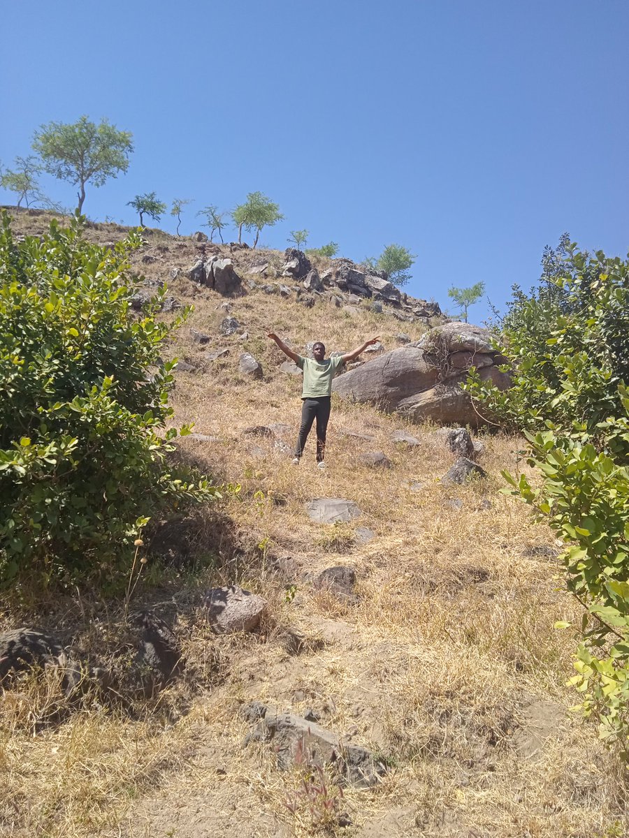 We went down the hill, close to the lake, but this was the closest I could go.