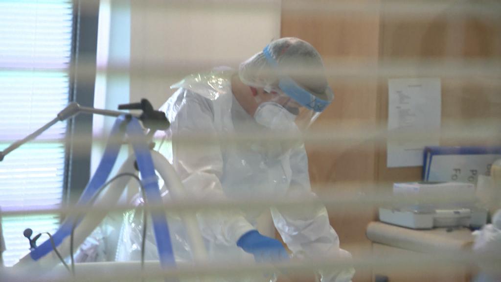 UTV takes you inside one of Northern Ireland’s hardest hit hospitals due to the pandemic, where there were 4 Covid-19 related deaths within 12 hours.

Watch report here: bit.ly/2J4vtlk