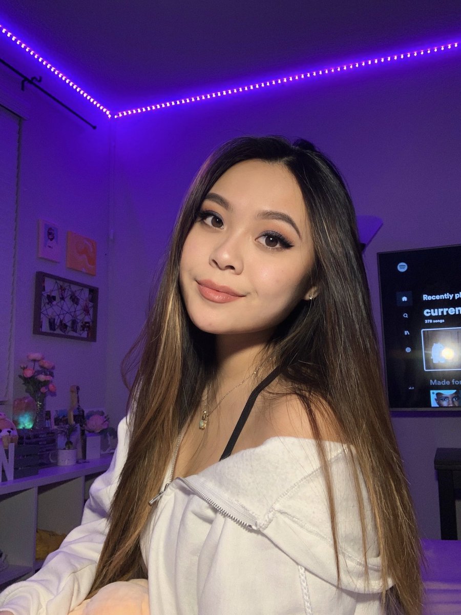 nikkixluu's tweet photo. do you wanna make $21 https://t.co/1WKVQxW8bP