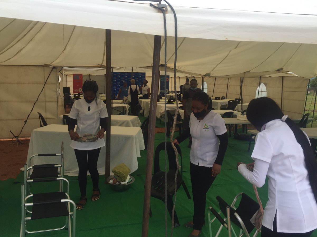 Mackmillian Leshomo🎭 tweet media