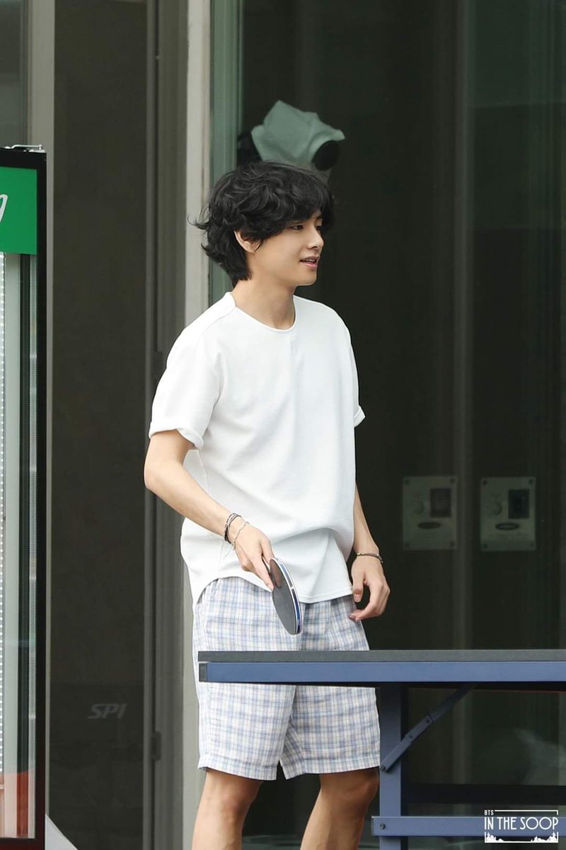 Taehyung boyfriend material a thread ;