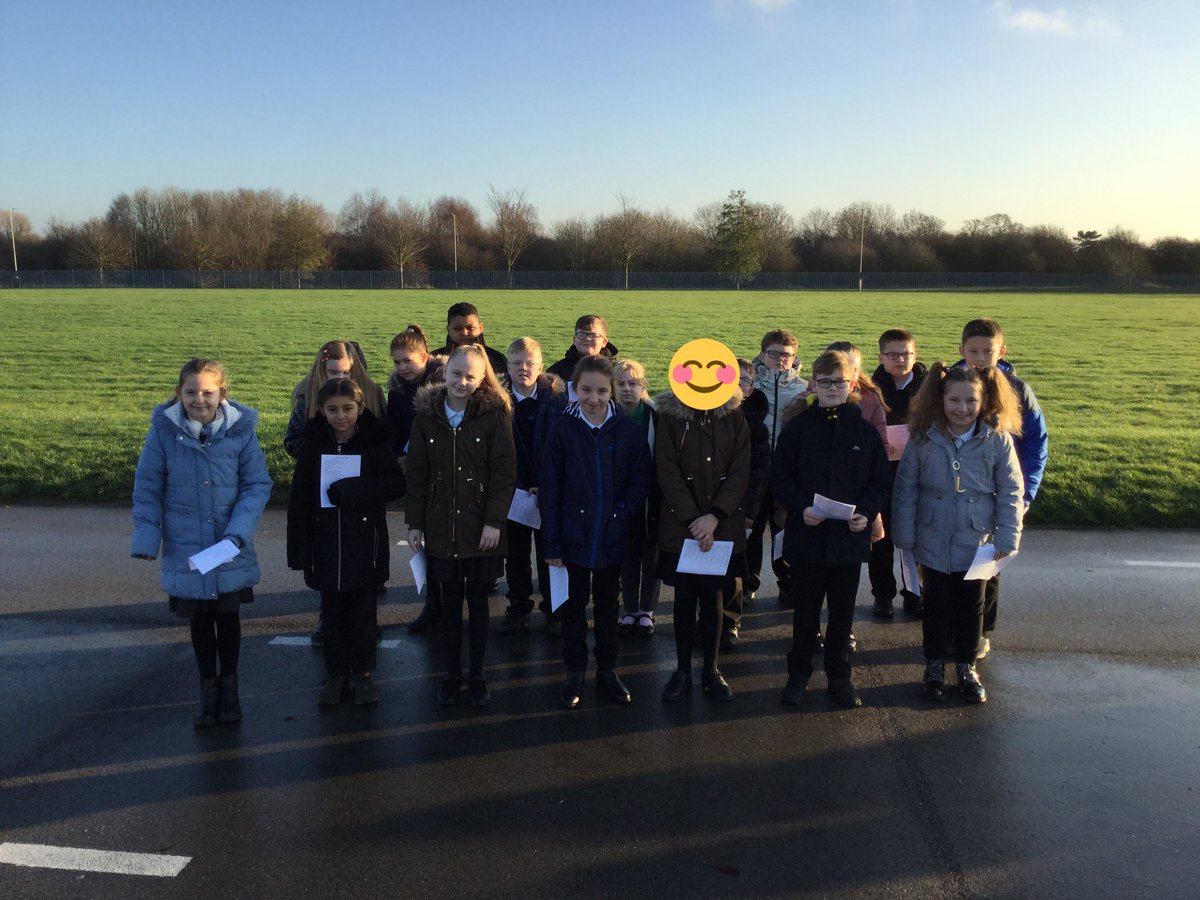 card_miss's tweet photo. Carols on the playground https://t.co/8bUE1PUH2A