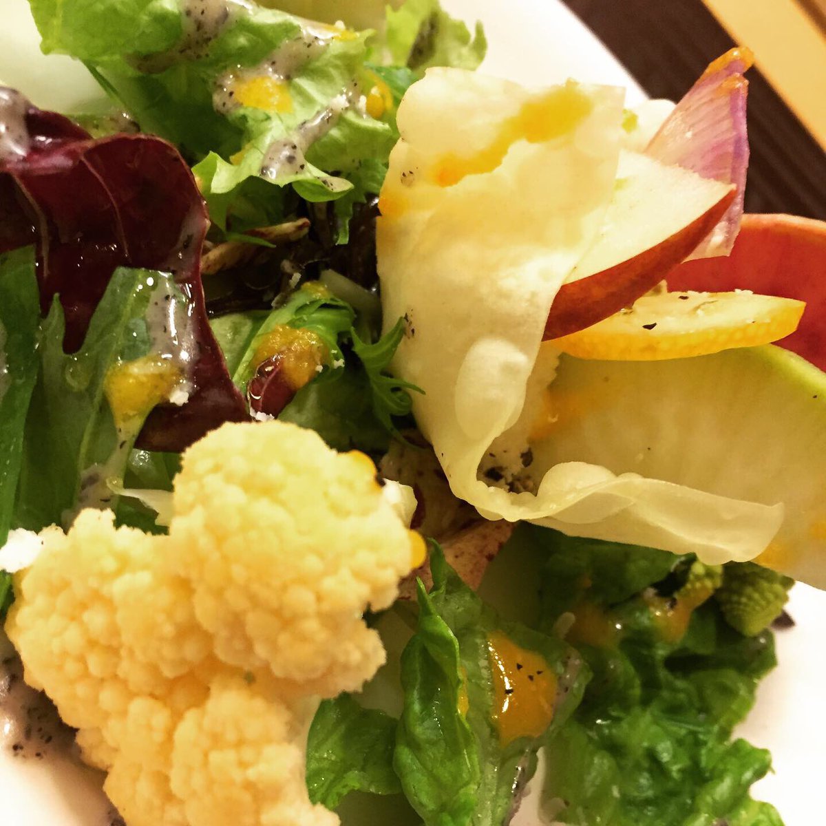 crazybenchan's tweet photo. 先週食べられなかった分を取り返します!まずはラヴィゴット!
こだわりの野菜とその野菜の美味さを引き立てる優しい味のドレッシング!そして大好きなパスタ達♫いつも一つに絞るのに一苦労!いつも美味いぜ!ごちそうさまでした!
#ラヴィゴット
#RAVIGOTE
#トマトのパスタ
#千代田町
#前橋街中 https://t.co/df8RUVVIFk