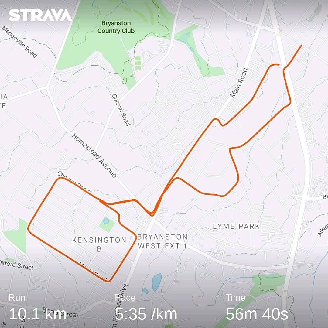 motlagaemushi's tweet photo. Team 5:30 today; easy 10km.
Never give up. When you feel like quitting know that there is Motlagae and her team out there who are up and also working at it.
Never stop. Never done.
#FitMomZA
#RunThroughFestive
#FetchYourBody2020
#RunningWithTumiSole https://t.co/JosOB4TRIa