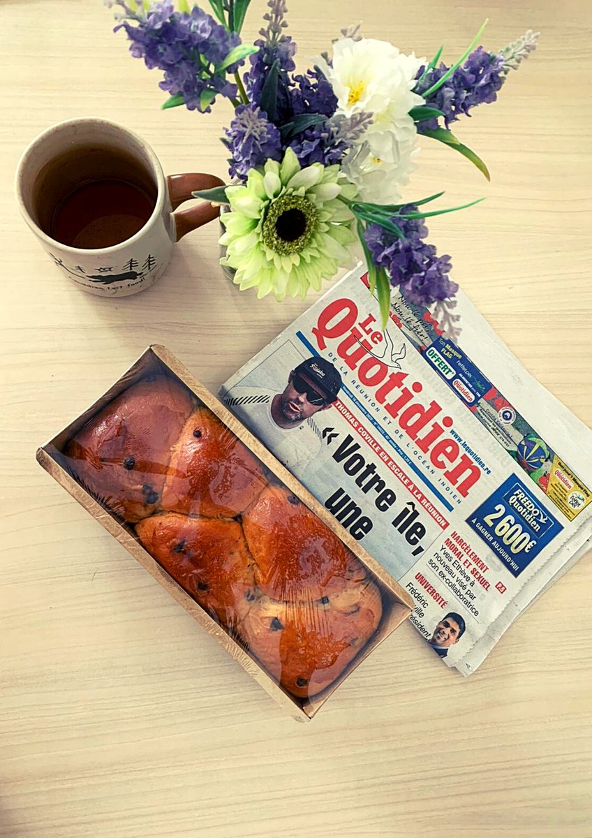 Runconcept's tweet photo. C'est vendredi, l'équipe de Run'concept profite d'une délicieuse brioche pour terminer la semaine 🥐☕️ ! ✨🎉
Belle journée à tous 🌸 !
#communication #petitdejeuner #runconcept https://t.co/pXBue8mtQ3