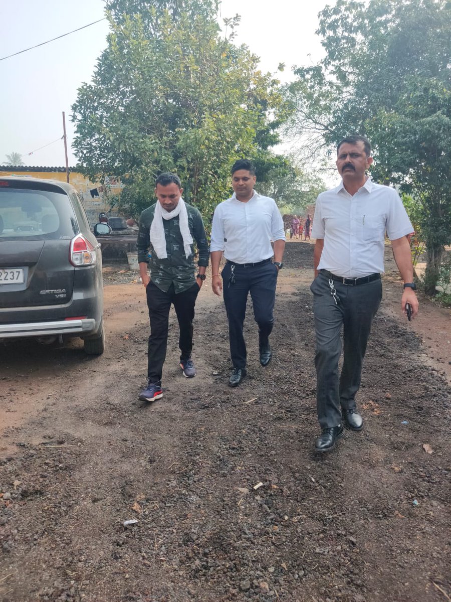 ચીખલી તાલુકાના સૂરખાય ખાતે મુખ્ય મંત્રી વિજય રૂપાણી આવવાના હોવાથી નવસારી જિલ્લા BTS પ્રમુખ પંકજ પટેલને કરાયા ડી ટેન.
<a href="/Chhotu_Vasava/">Chhotubhai Vasava</a> 
@BtpRajsthan 
શું આદિવાસી અને BTP પાસે કોઈ સત્તા નથી? 
 
કોઈ પણ કાર્યક્રમ હોઈ એટલે પોલીસ લઈ જાય.
અમે આવા કાળા કાયદાનો વિરોધ કરીએ છે.