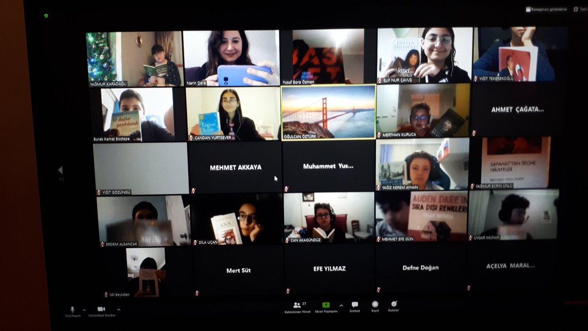 "Kitaplar, zamanın büyük denizine dikilmiş fenerlerdir."
8. Sınıf öğrencilerimizle ders çalışmaya keyifli bir ara vererek okuma saati yaptık.📚 Okuduğunuz kitaplar yolunuza ışık olsun çocuklar.✨ <a href="/cigdemmolla/">Dr. Çiğdem Mollaibrahimoğlu</a> <a href="/yasemintncaykli/">Yasemin Tunçayaklı</a> <a href="/R_Ozturk57/">R.Ozturk</a>