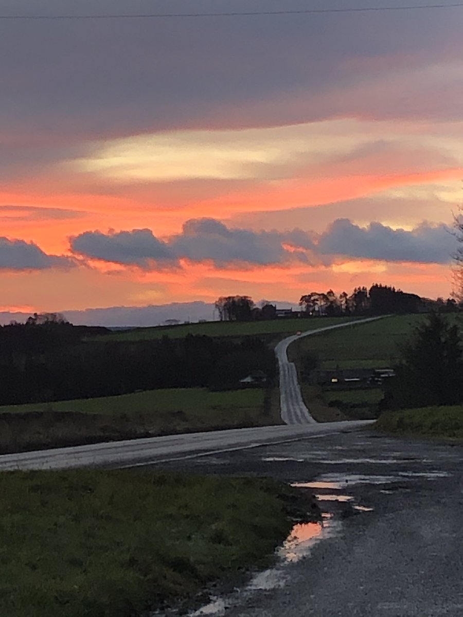 Alakartuk's tweet photo. Beautiful sunrise on our last day before our Christmas break. Onwards and upwards in 2021. Thank you to everyone who has supported us, we appreciate you all. Best wishes from Brendan and Pat xxx https://t.co/43M9evsxh5