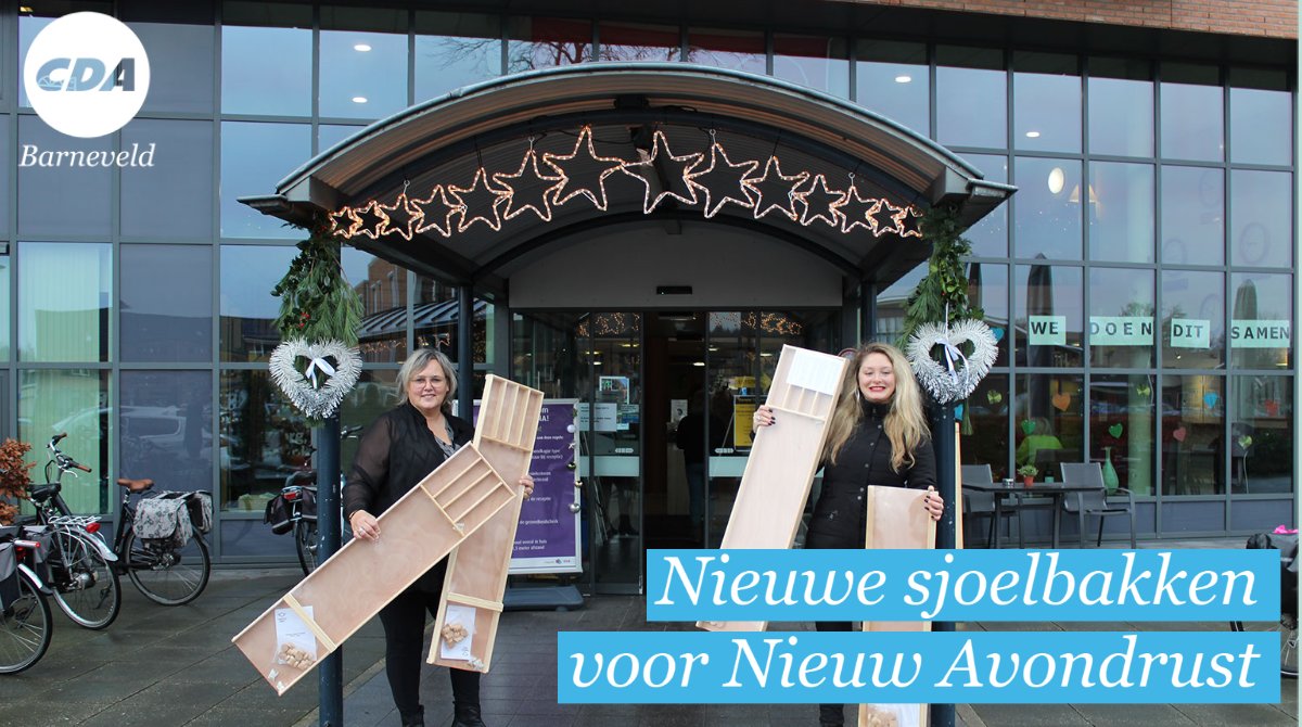 Veel ouderen voelen zich eenzaam in deze tijd van het jaar. Zeker nu. Het CDA wilde voor ouderen in Voorthuizen wat extra’s doen. <a href="/annevdmeer1/">Anne van der Meer</a> overhandigde namens de fractie sjoelbakken aan <a href="/ZorggroepENA/">Zorggroep ENA</a> Nieuw Avondrust. Samen voor elkaar. Zeker nu.