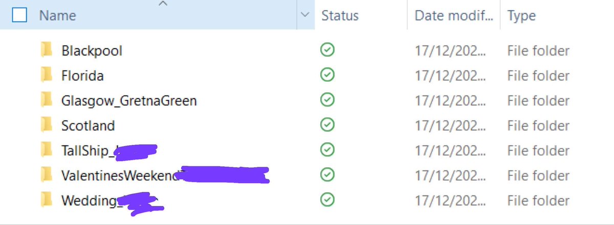 WirralKeyComp's tweet image. Star customer alert 😍. 

She had already organised photos and assigned folders!  Truly brilliant 😁.  Made my life so easy.  I just did the scanning!