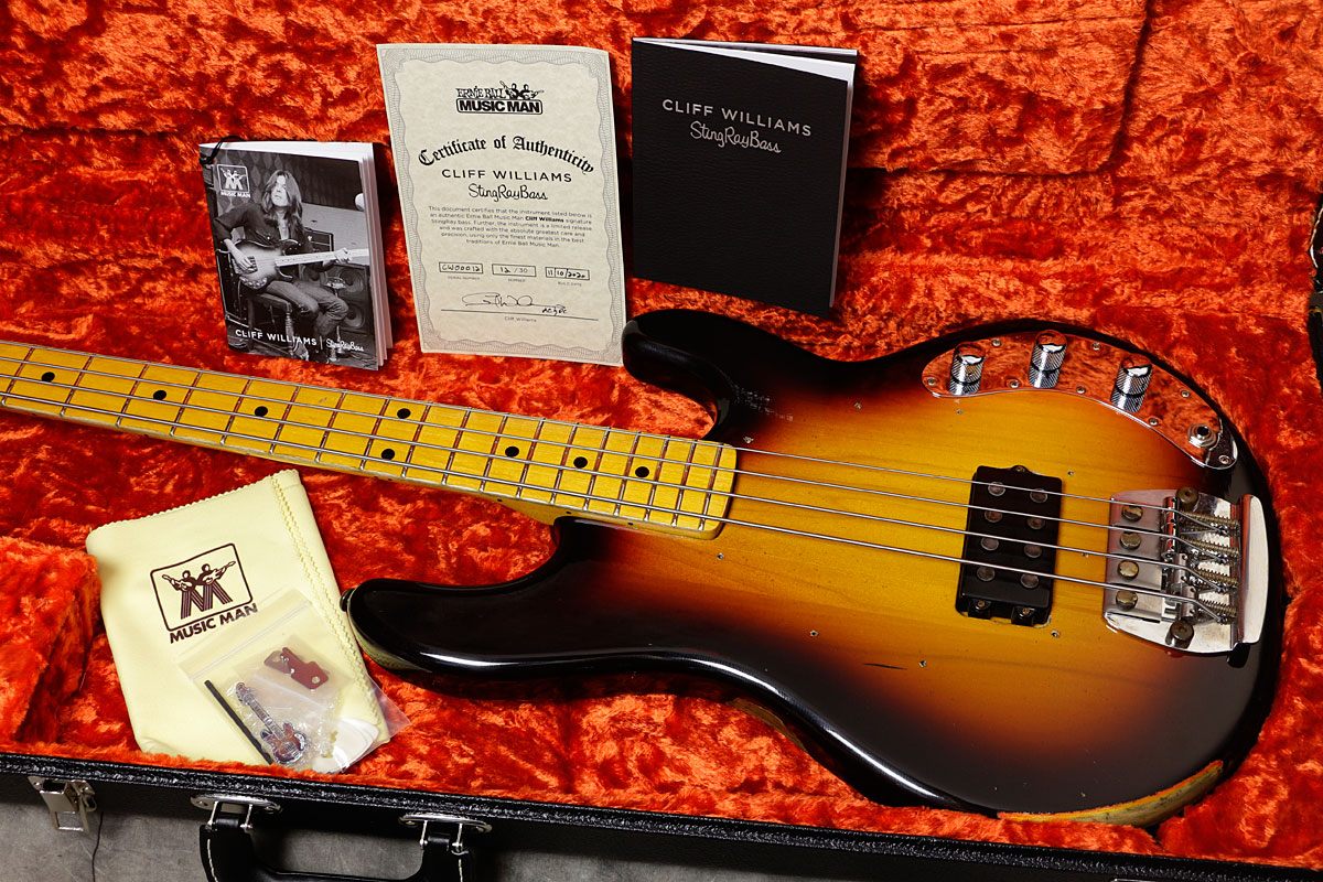 低音者 イシバシ楽器 新宿店 Ac Dcのベーシストcliff Williamsが長年愛用してきた1979年製musicman Stingrayを熟練の職人達によって再現したmusic Man Cliff Williams Icon Series Stingray Bass Back In Burst 全世界26本限定 国内入荷はこの1本のみ