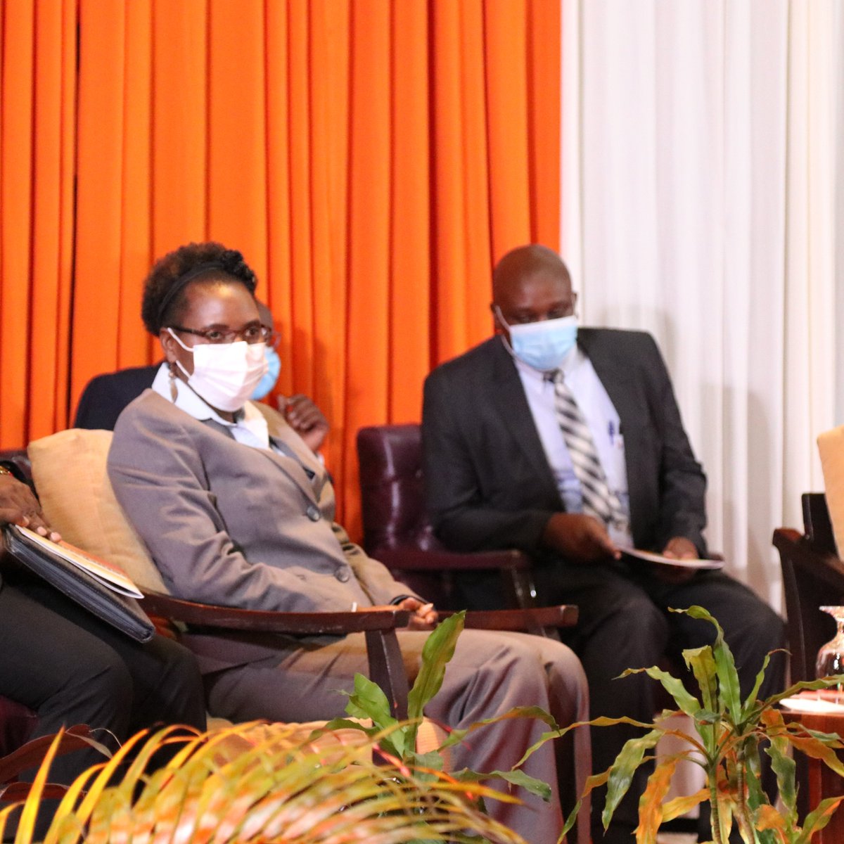 KenyaUtalii's tweet photo. We wish to convey our sincere gratitude to H.E Joyce Kapampa Kasosa, #Zambia High Commissioner for gracing #KenyaUtalii 45th Graduation Ceremony.
#UtaliiGraduation #Utalii45thGraduation #KenyaUtalii #graduation #VirtualGraduation https://t.co/tTiiA50sNT