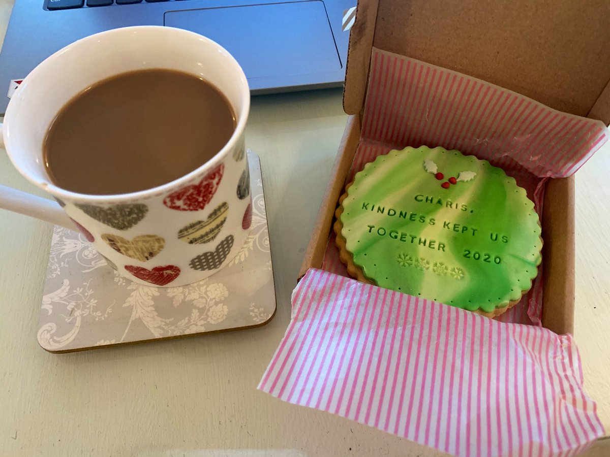 charismpb's tweet photo. Last working day before the New Year! π With a cuppa and my cookie from the Fundraising Team! πͺ @BritishRedCross #KindnessWillKeepUsTogether #ThePowerofKindness https://t.co/u4xHi4r9ws