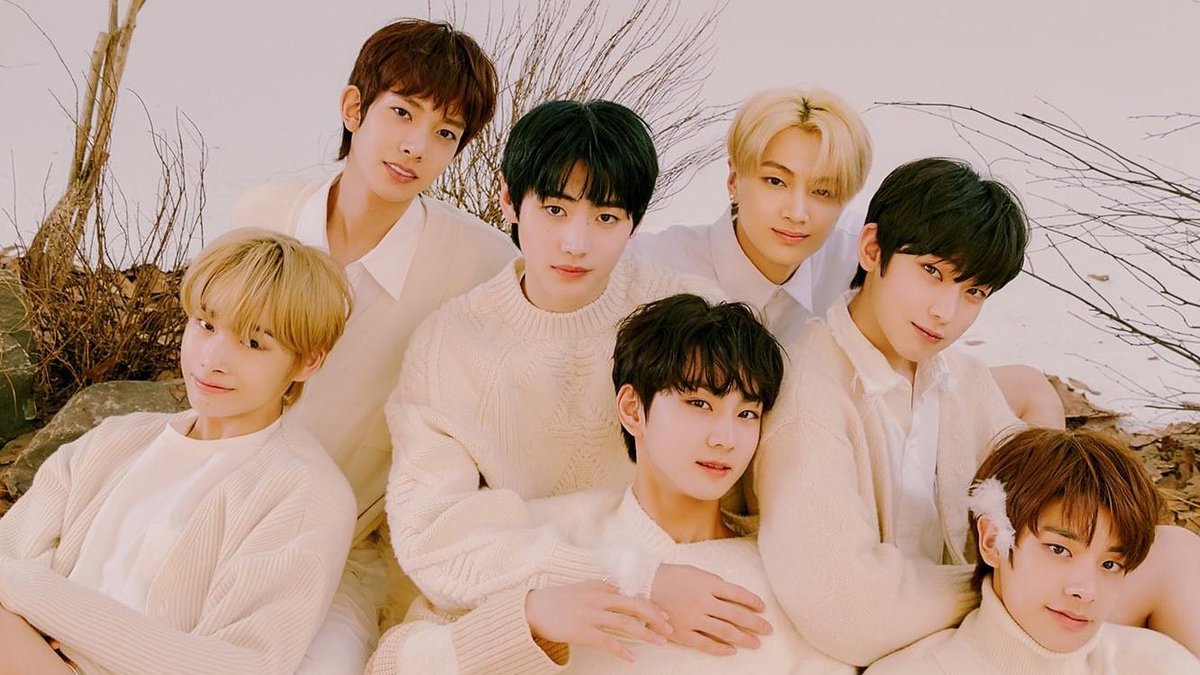 ENHYPEN_Charts's tweet photo. ENHYPEN now holds the best selling album by a kpop rookie group this year worldwide with more than 357,000 copies sold.

@ENHYPEN_members @ENHYPEN https://t.co/CKLAup1aWF
