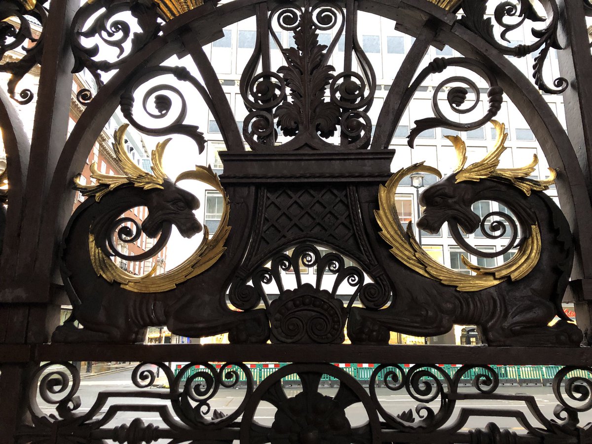 Royal Academy tweet media