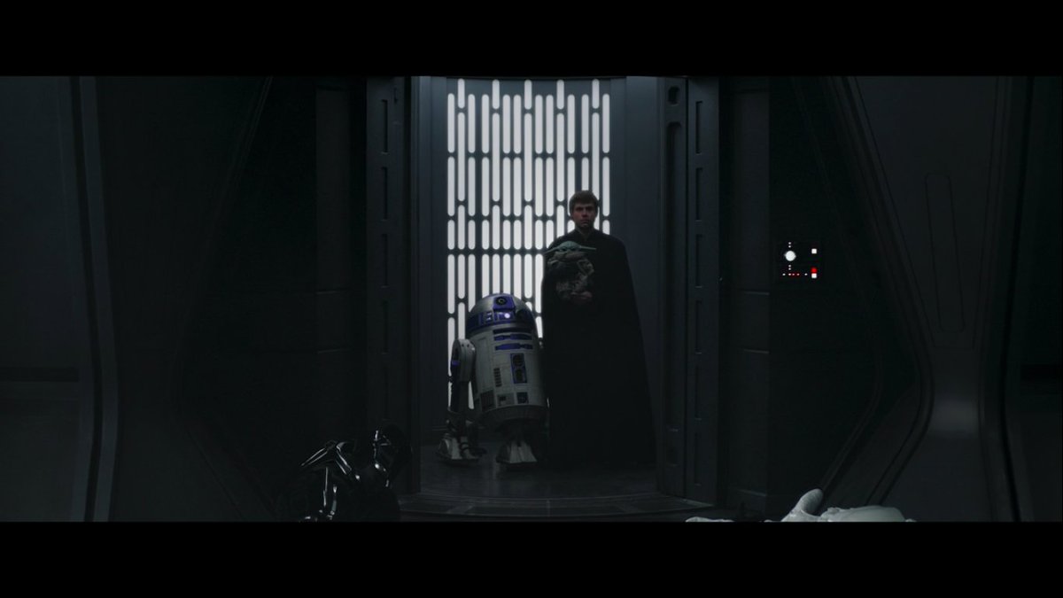 arehondoro's tweet photo. I'm literally on the verge of having a heart attack now that we have Luke Skywalker in the Mandalorian, Boba Fett rules Jabbas Palace, and the fact that Din is actually the newest Mandalore https://t.co/8BZ11CTaZc