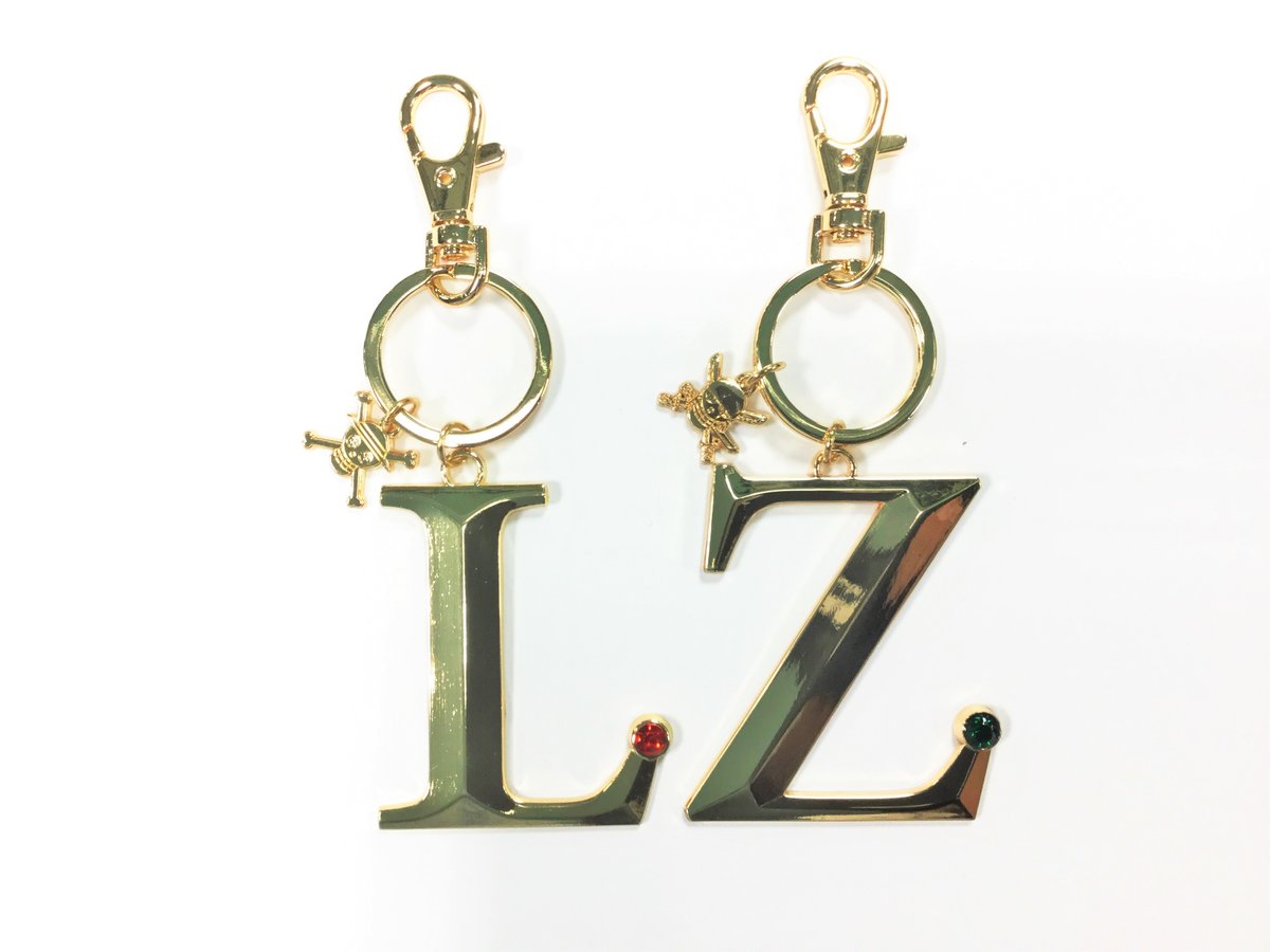 One Piece 麦わらストア名古屋店 新商品 ネームキーホルダー ルフィ ゾロ エース ロー 各1 3円 税込 好評発売中 麦わらストア Onepiece