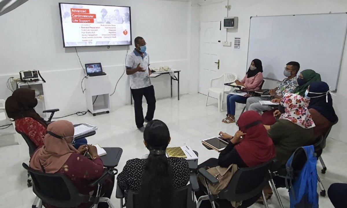 codeBLUE_mv's tweet photo. A warm welcome to the participants of #ACLS 19th batch. https://t.co/y0iIWZsE9i