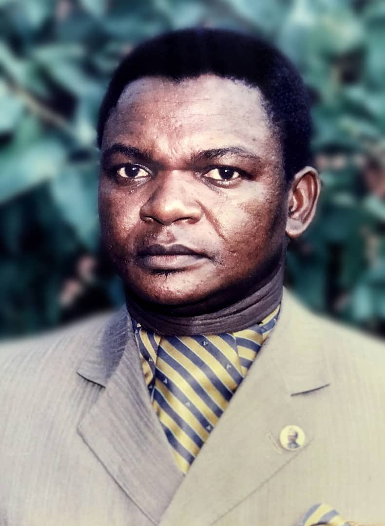 aphybad70's tweet photo. Mon pays vient de perdre un de ses meilleurs Technocrates, MBUANGI MBUKU LELO Joachin, Inspecteur Général des Finances, qui fut mon beau-frère, mon papa et mon exemple. Que son âme repose en paix. https://t.co/7KNsmMksu5