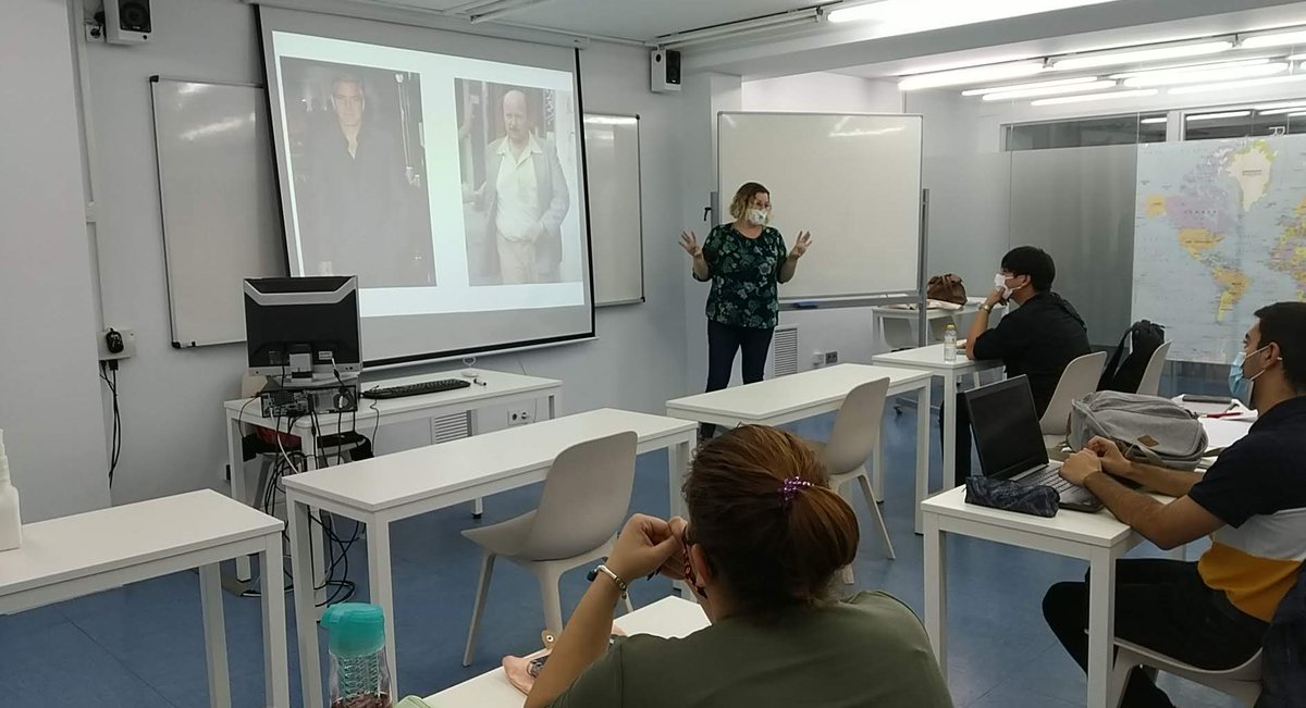 🗣 El alumnado de 1er curso de nuestro Grado en Turismo y GIHO, recibió un taller sobre la importancia de la marca personal y de la presencia en redes sociales para desarrollar su futuro profesional de la mano de Carolina San Miguel, de <a href="/Cuatro90/">Cuatro 90</a> ¡Gracias! #CoopLearning
