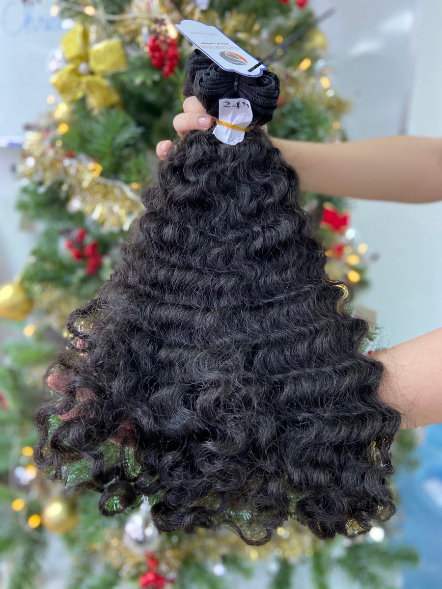 💓Do you have great hair for Christmas, my friend ♥️
💖Ms Rita: +84388264318
💌WhatsApp link: api.whatsapp.com/send?phone=+84…
#silkpress #curlybundlesale #rawcurlyhair #curls #vietnamwholesalehair #rawhairwholesale #miamihairstylist  #likewhatyousee #modernsalon #curlyhairdontcare