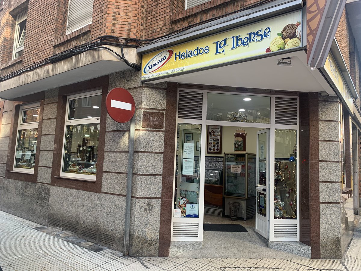 🎙Hoy en “Gastroviajeros” conocemos:

🥓Los excelentes embutidos de “Naveda”

🍦Los míticos turrones y helados de Heladería “La Ibense”

🍽Sus viajes y restaurantes favoritos...

😋Saborea la Navidad en “Hoy por Hoy”

📻<a href="/SER_Gijon/">SER Gijón</a>, <a href="/SERdeAviles/">SER Avilés</a> y <a href="/sercangasdeonis/">SER Cangas de Onís</a>

⏰13,15 horas