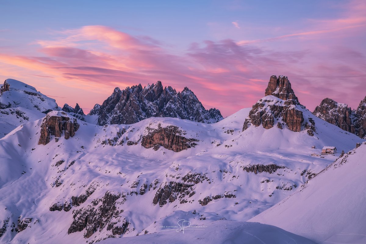 dolomiticlass's tweet photo. L'inverno alle Tre Cime e al Rifugio Locatelli regala attimi di pura gioia

Winter on the Tre Cime and at Locatelli hut offers moments of pure joy

pels_photo

#dolomiticlass #sognadolomiticlass #destinationluxury https://t.co/MHbYwdlxTt