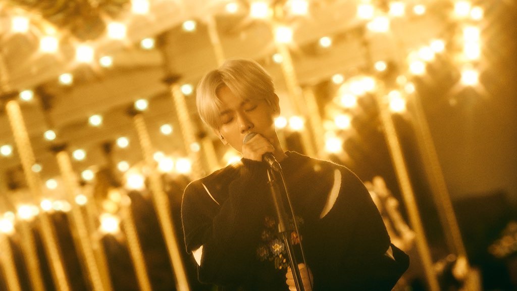  Thread with ways bbhls and exols can support Baekhyun's upcoming winter single “Amusement Park’ #BAEKHYUN  #백현  @B_hundred_Hyun