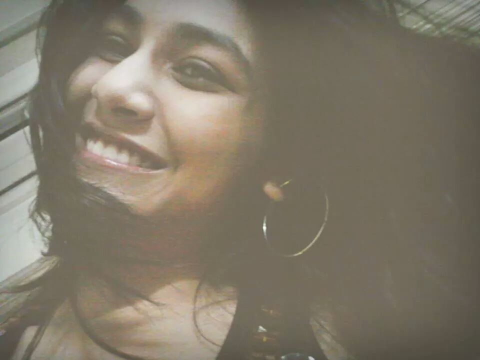 aashnamalani's tweet photo. Be who you needed when you were younger.
All I wanted was to know smiling too much isn't stupid. Working at 16 isn't wrong. Building myself isn't nonsense. A girl could do more than just be a man's wife when she grows up, her mental health is just as imp. #NoteToYoungerSelf https://t.co/nebdWWPycg