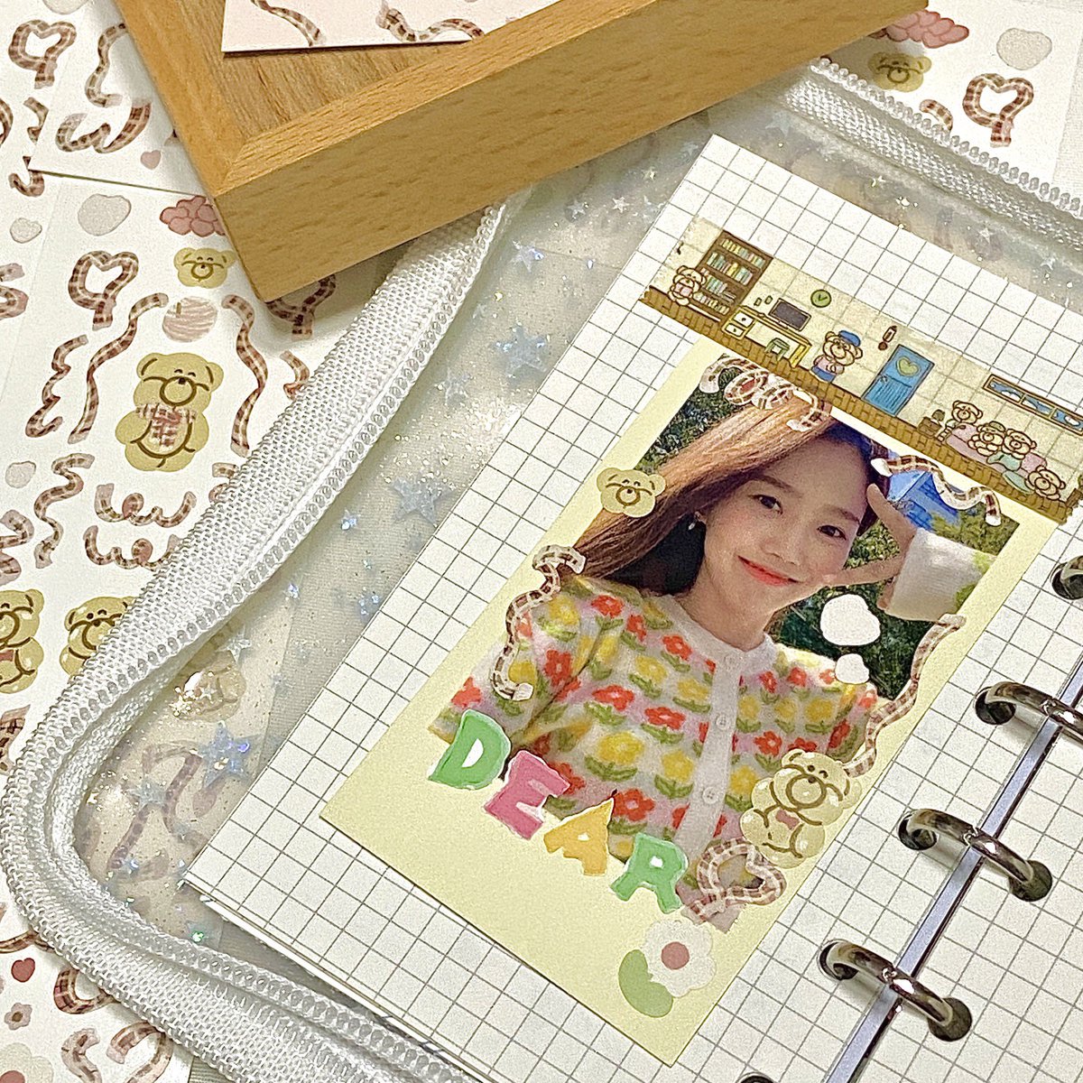 ✨신상 스포

요정님들 오랜만이에요!
다시 사부작사부작 
무언가를 준비해 나가는 중입니다

폴꾸에 너무 늦게 입문해서
소소하고 즐거운 취미생활 중이에요

올해가 가기전에
스토어팜 소식을 들고오겠습니다
즐거운 저녁 되세요!💛